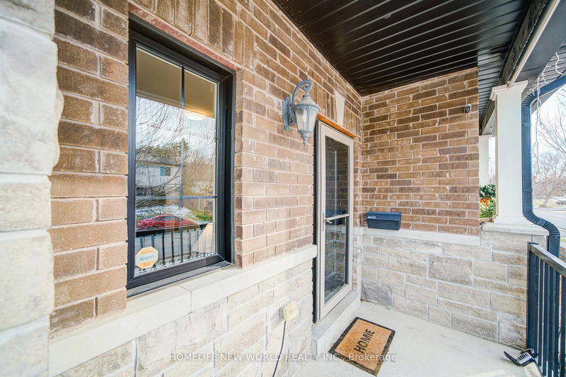 1 Zenyatta Lane, East Gwillimbury, L9N 0N7 | Image 3