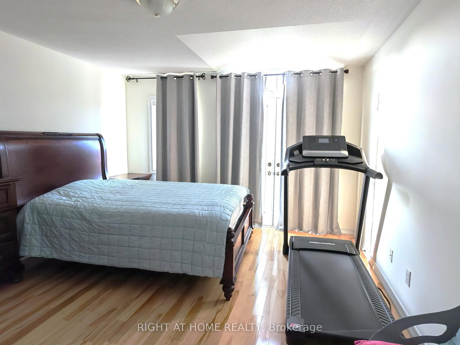 Detached House for sale at 63 Brass Drive, Richmond Hill, Ontario, L4E 4T4 - Jefferson - MLS: N12874168