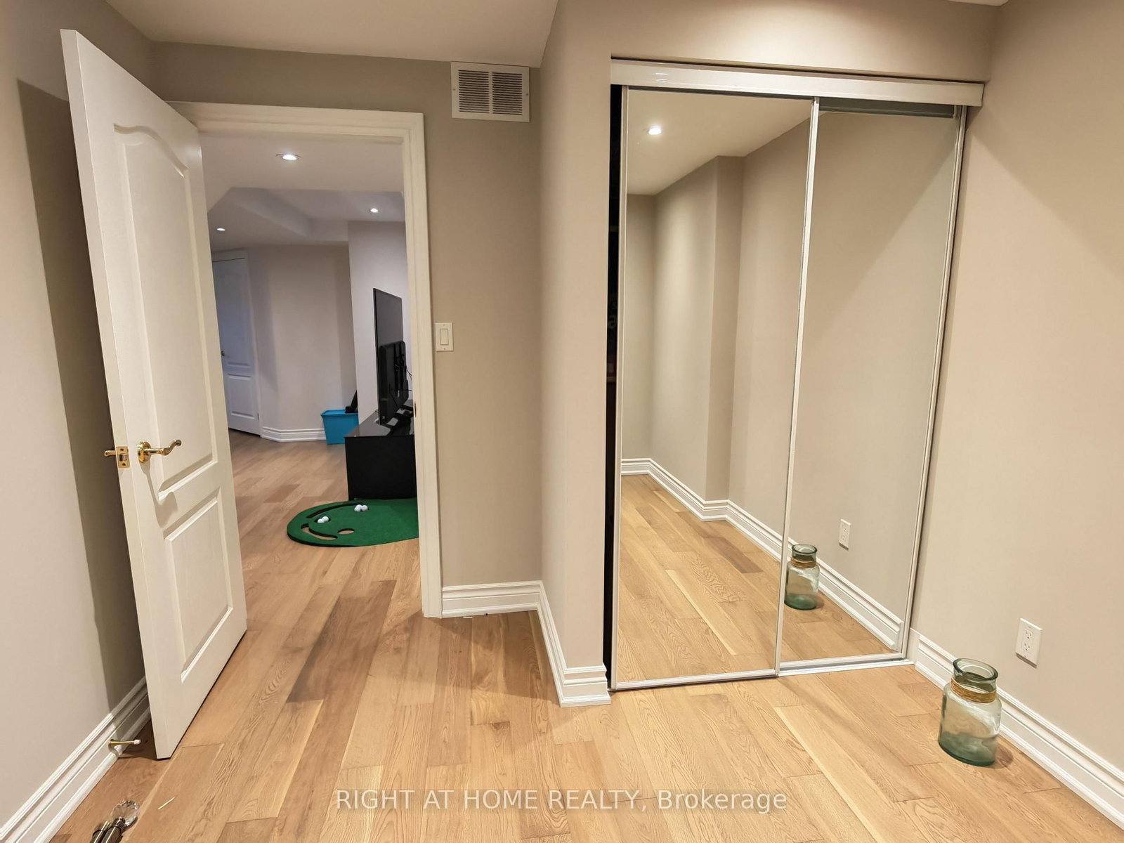 Detached House for sale at 63 Brass Drive, Richmond Hill, Ontario, L4E 4T4 - Jefferson - MLS: N12874168