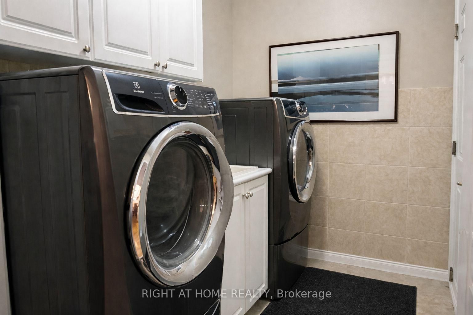 Detached House for sale at 63 Brass Drive, Richmond Hill, Ontario, L4E 4T4 - Jefferson - MLS: N12874168