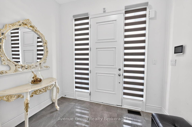 200 Farrell Rd, Vaughan, L6A 4W6 | Image 2