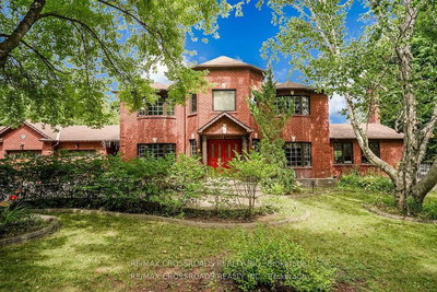 18 Hill Top Tr | Whitchurch-Stouffville | Image