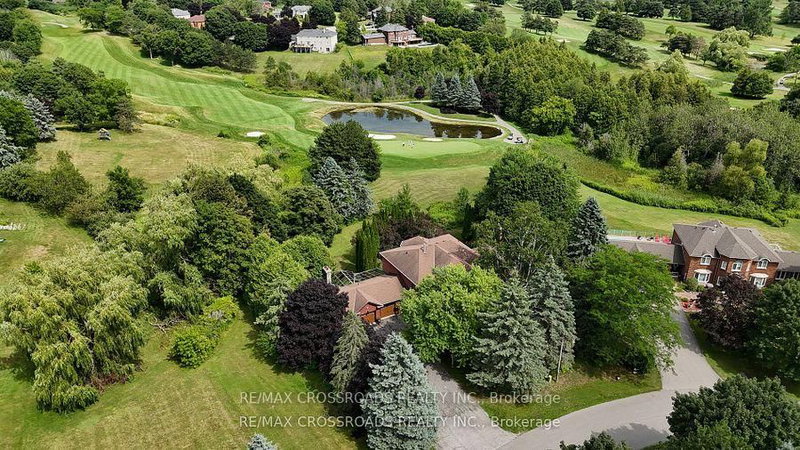 18 Hill Top Tr E, Whitchurch-Stouffville, L4A 7X4 | Image 3