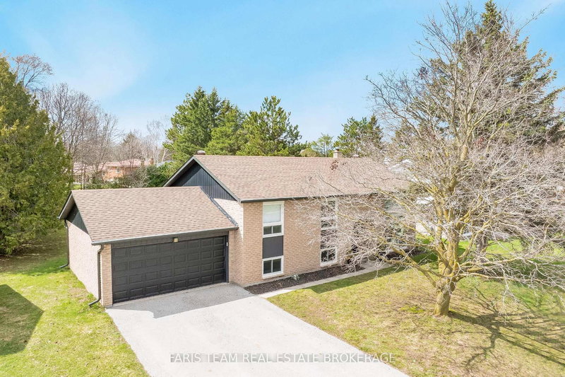 16 Wales Ave N, Adjala-Tosorontio, L0M 1J0 | Image 2