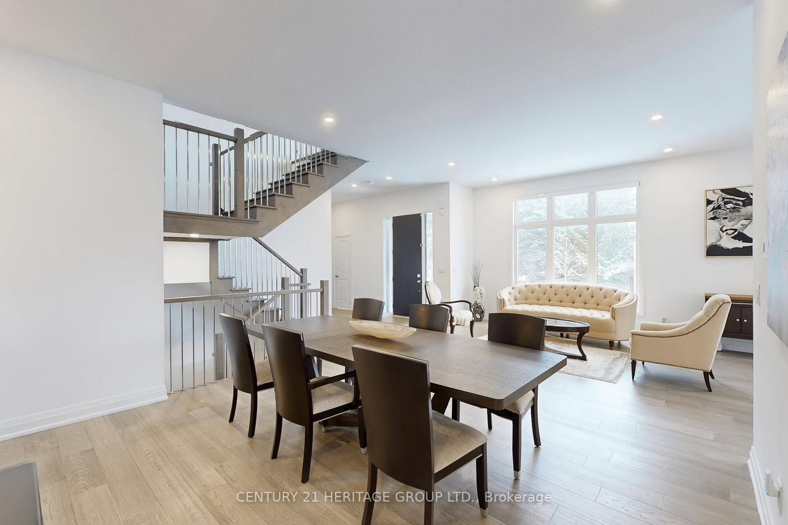 Detached House for sale at 251 Oxford Street, Richmond Hill, Ontario, L4C 7V7 - Mill Pond - MLS: N12875444