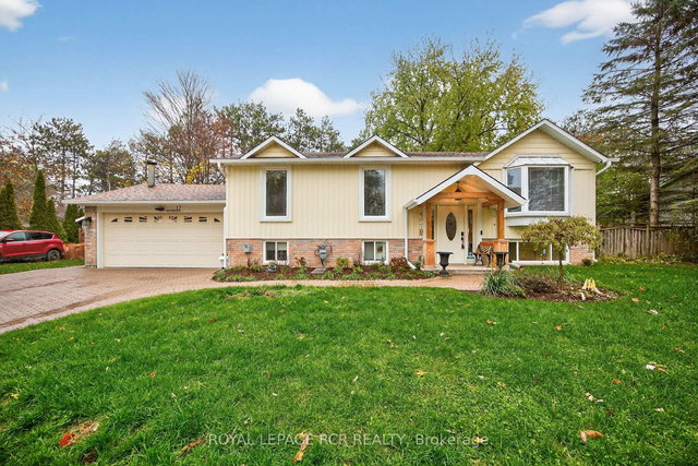 17 Pine Park Boulevard