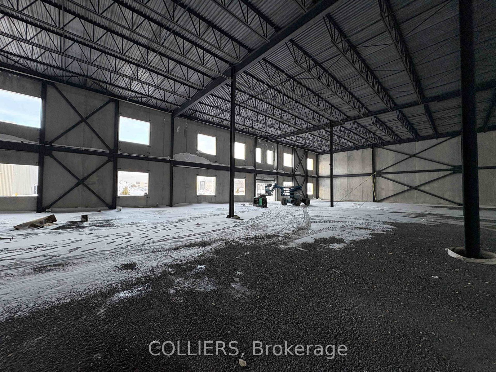 420 Addison Hall Circle, Unit 9 - Photo 3