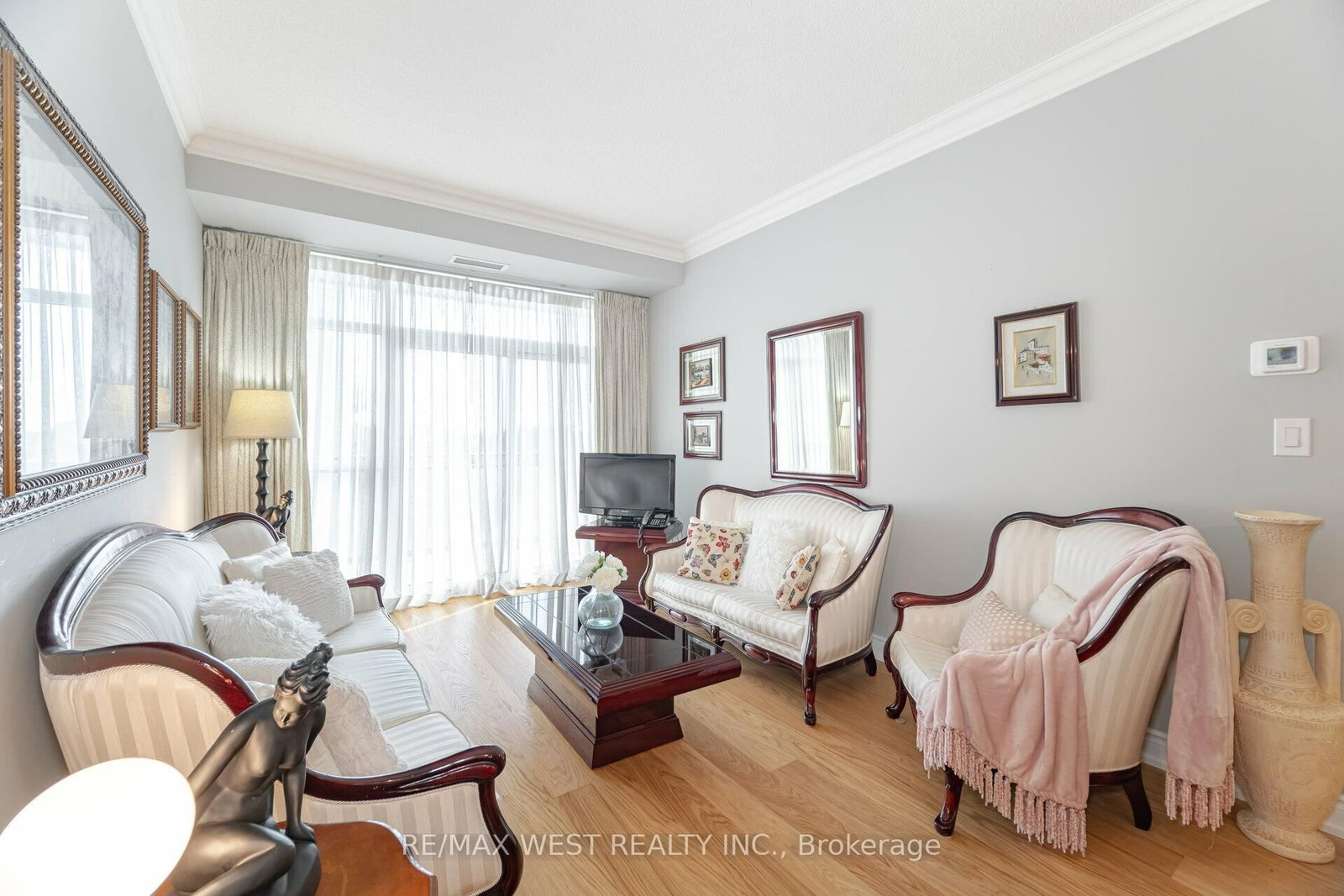 281 Woodbridge Avenue • #509 • Vaughan, ON photo 9