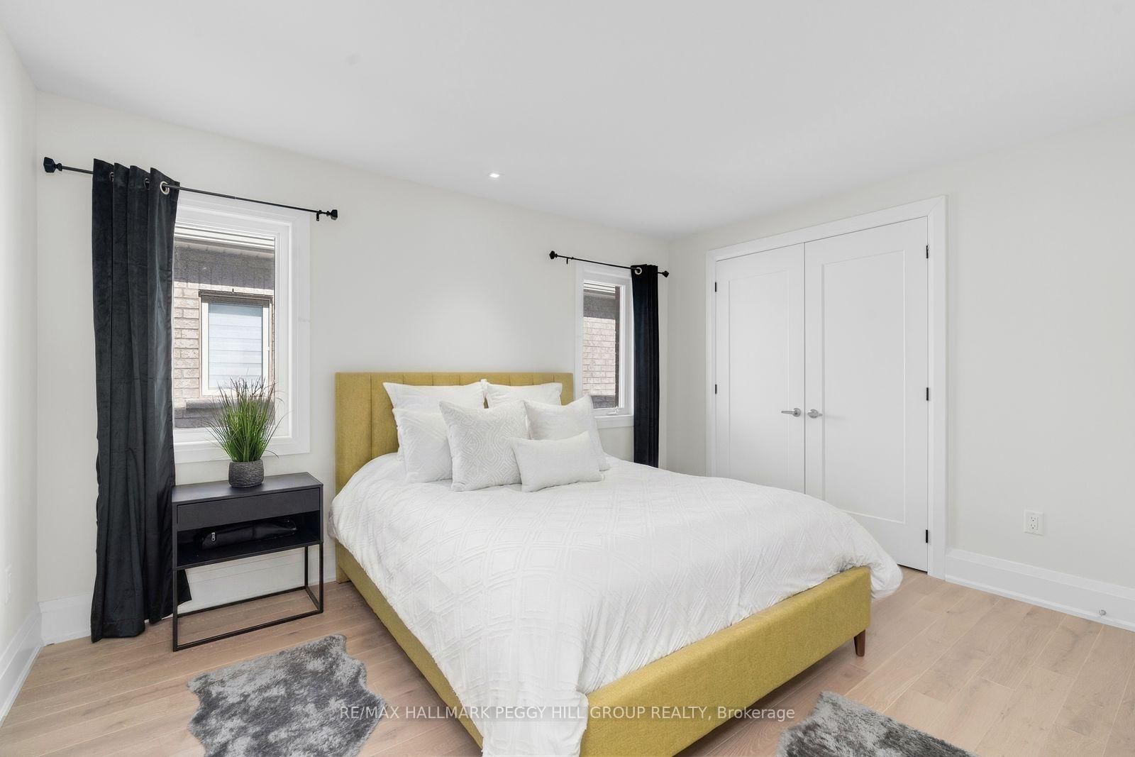 Detached House for sale at 61 Strathgreen Lane, Georgina, Ontario, L4P 0J3 - Keswick South - MLS: N12876602