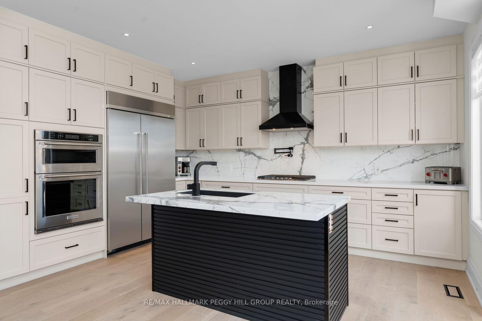 Detached House for sale at 61 Strathgreen Lane, Georgina, Ontario, L4P 0J3 - Keswick South - MLS: N12876602