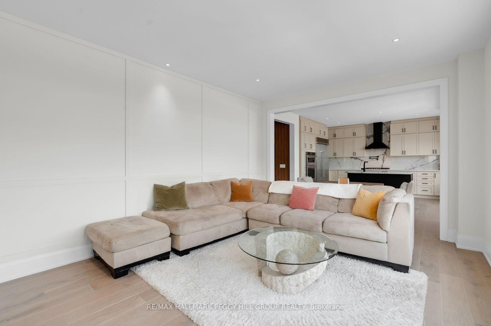 Detached House for sale at 61 Strathgreen Lane, Georgina, Ontario, L4P 0J3 - Keswick South - MLS: N12876602