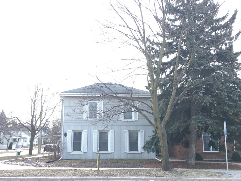 Upper - 59B Wellington St E, Aurora, L4G 1H6 | Image 2