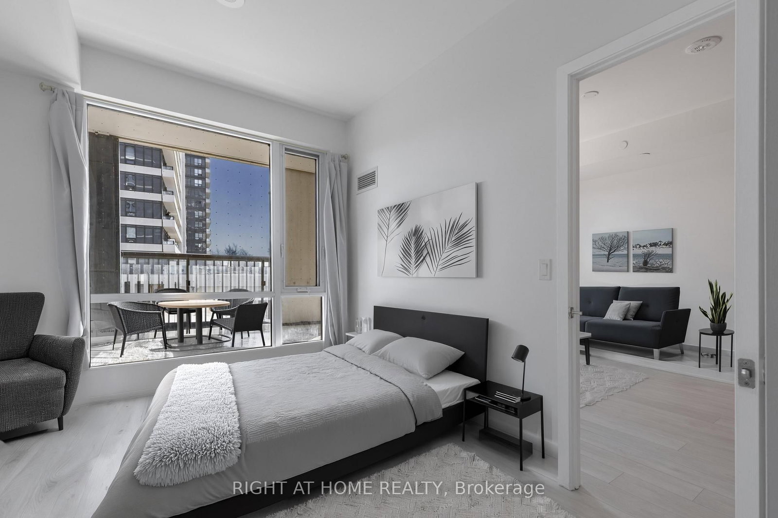 Condo for sale at 320-7950 Bathurst Street, Vaughan, Ontario, L4J 0B8 - Beverley Glen - MLS: N12877330