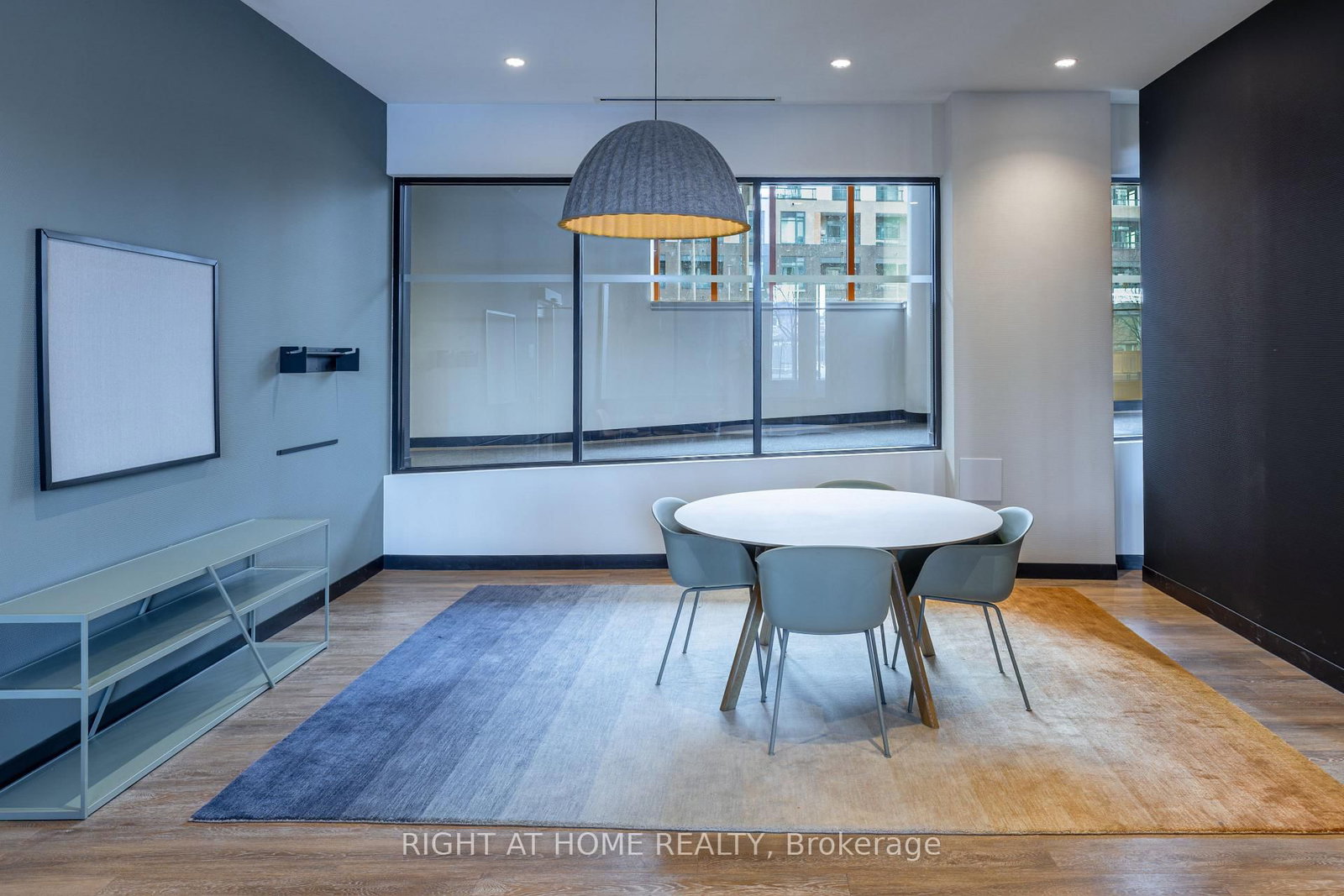 Condo for sale at 320-7950 Bathurst Street, Vaughan, Ontario, L4J 0B8 - Beverley Glen - MLS: N12877330