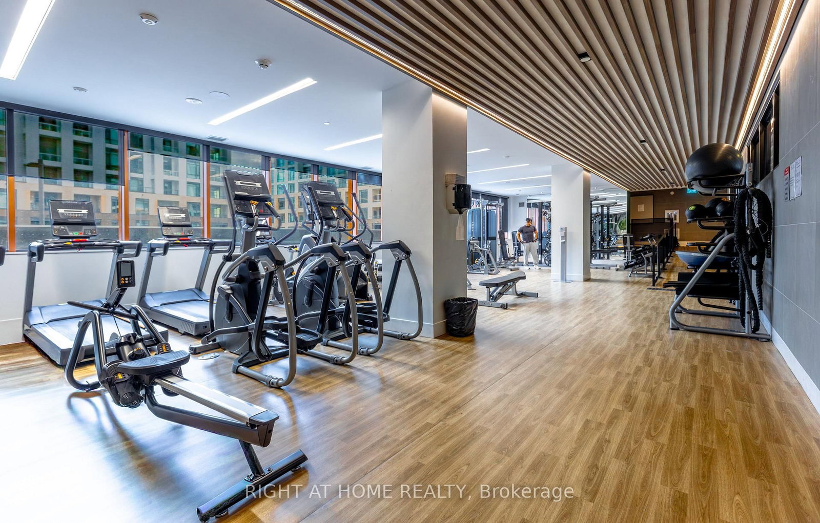 Condo for sale at 320-7950 Bathurst Street, Vaughan, Ontario, L4J 0B8 - Beverley Glen - MLS: N12877330