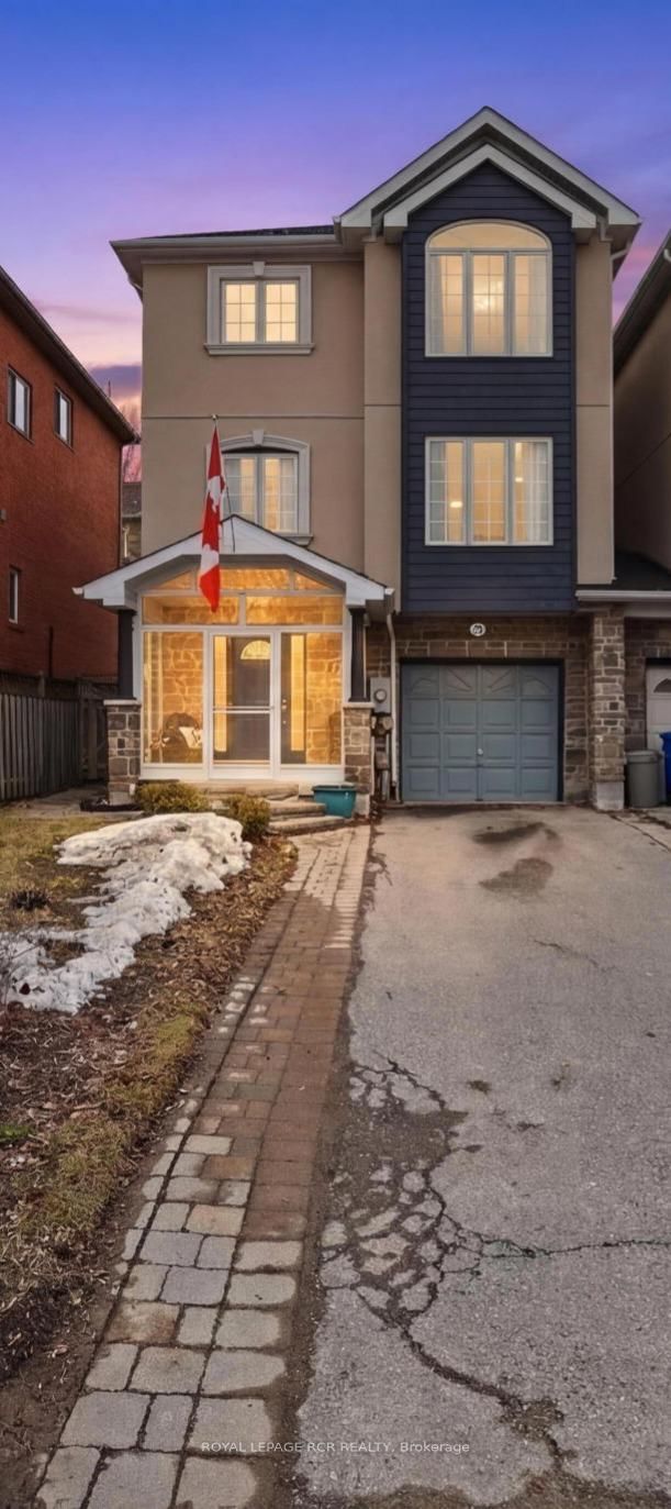 172 Matthew Boyd Crescent