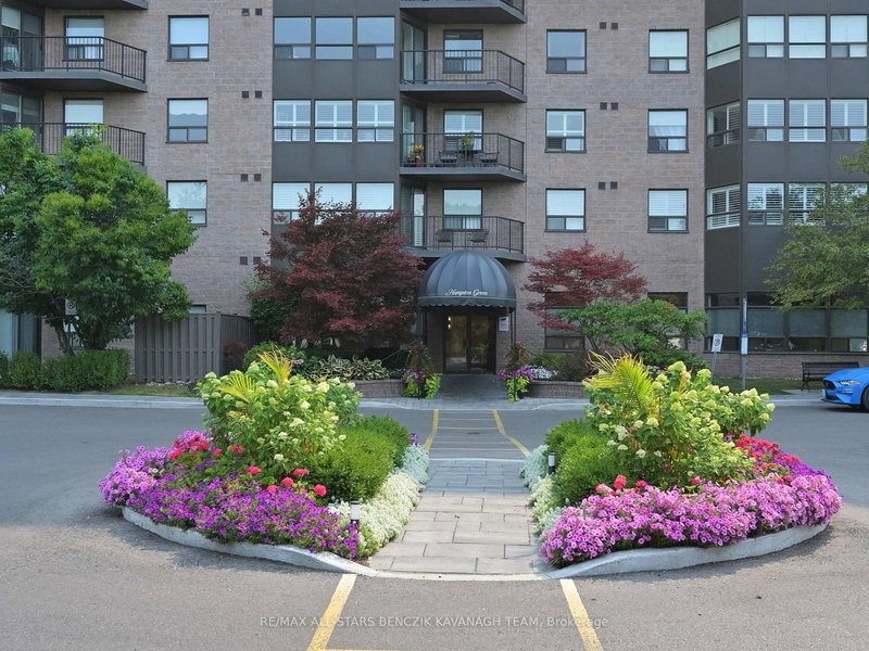 416 - 2 Raymerville Dr, Markham, L3P 7N7 | Image 2