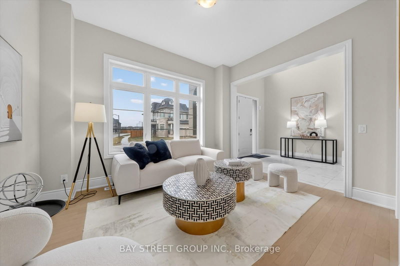 37 Meizhou Ave, Markham, L6C 3J6 | Image 3