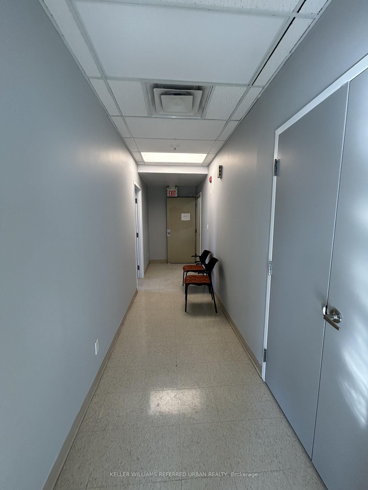 10132 Yonge Street, Unit 202 - Photo 9