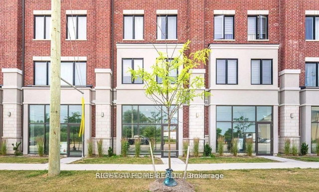 13/4 - 220 Dissette Street E