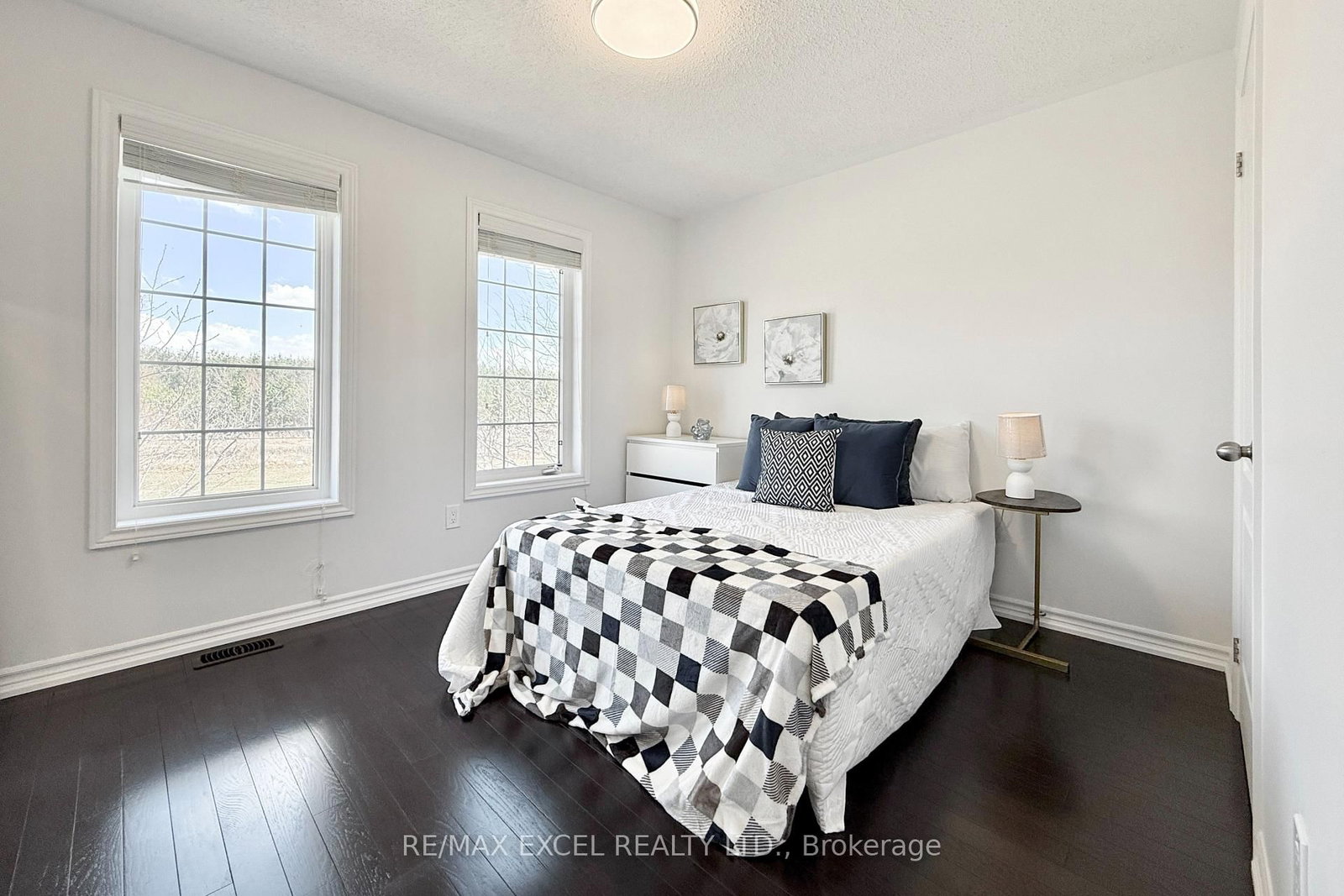 Townhouse for sale at 55 Vettese Court, Markham, Ontario, L6B 0V7 - Box Grove - MLS: N12878932