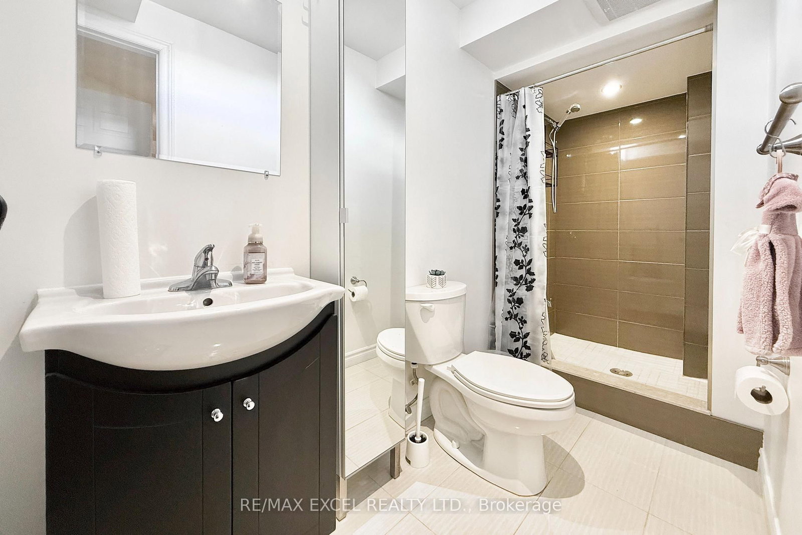 Townhouse for sale at 55 Vettese Court, Markham, Ontario, L6B 0V7 - Box Grove - MLS: N12878932