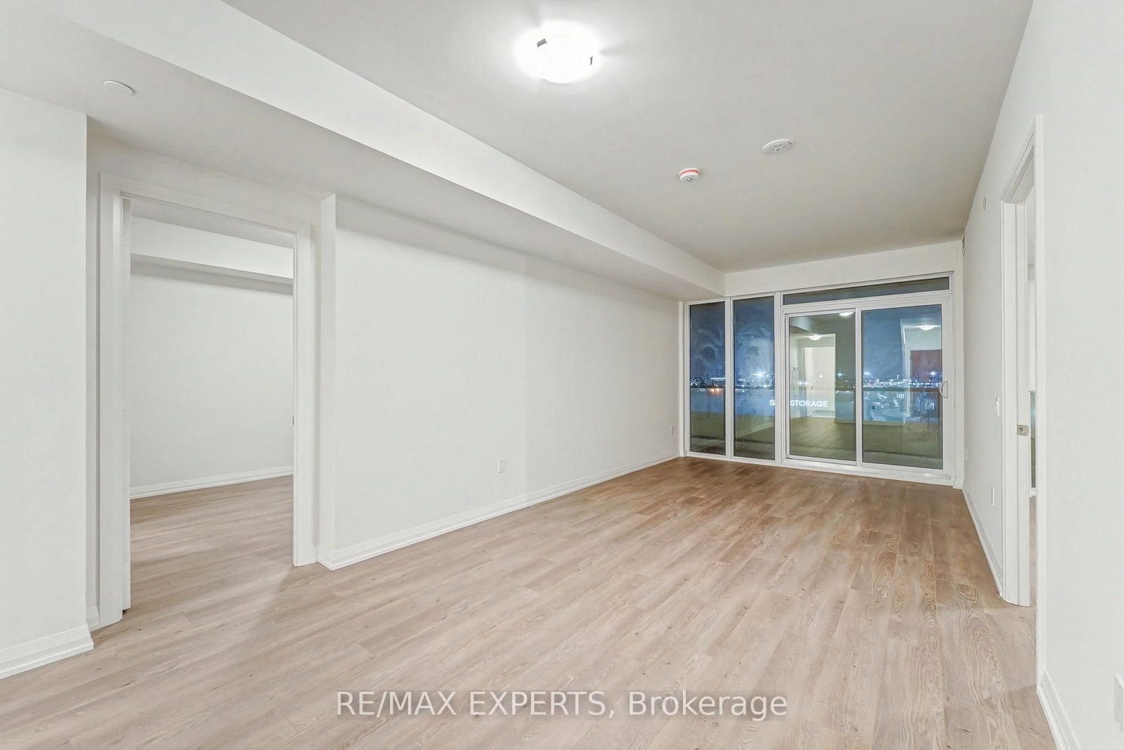 8960 Jane Street • #421 • Vaughan, ON photo 10