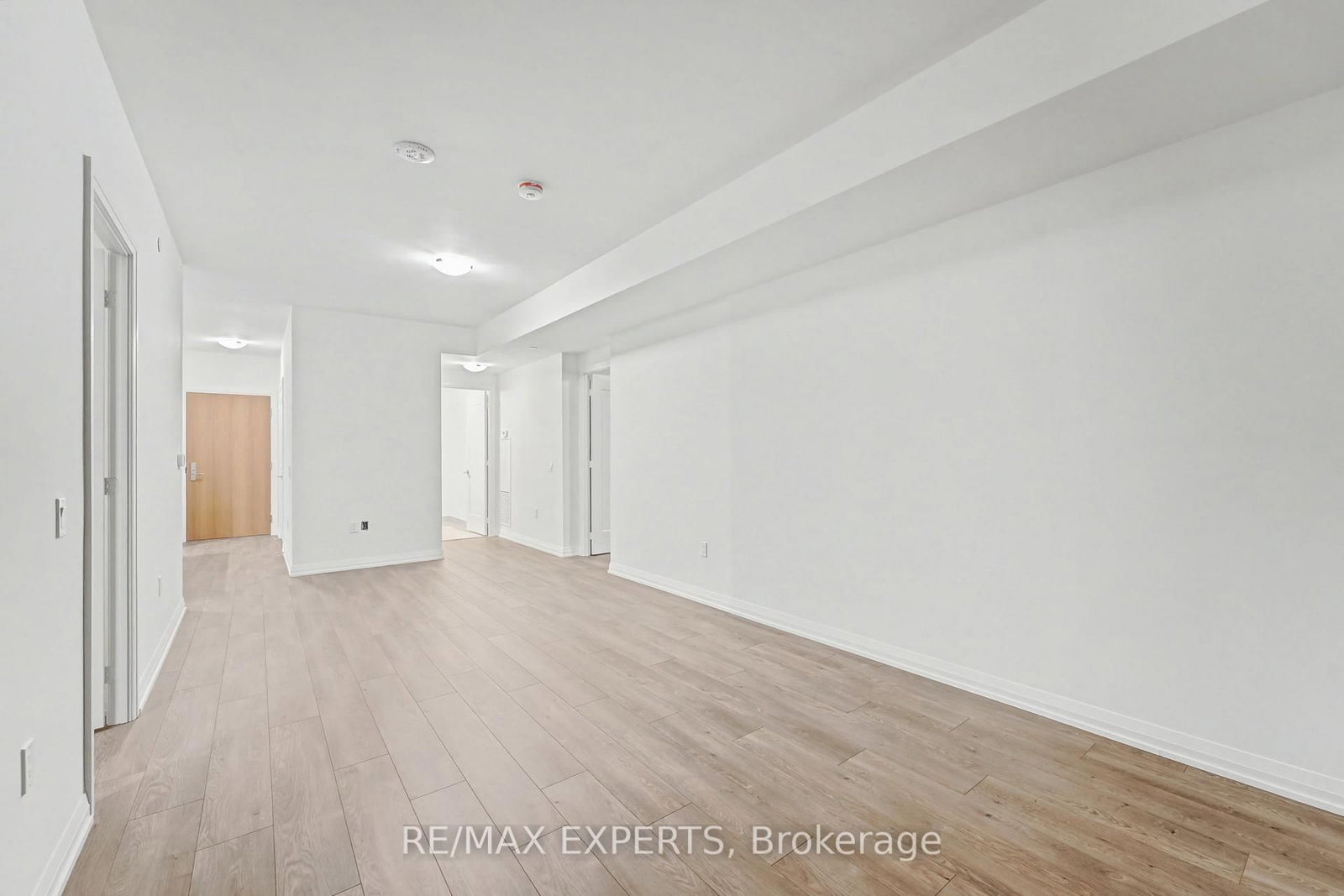 8960 Jane Street • #421 • Vaughan, ON photo 13
