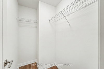 8960 Jane Street • #421 • Vaughan, ON photo 8