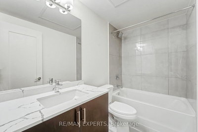 8960 Jane Street • #421 • Vaughan, ON photo 9