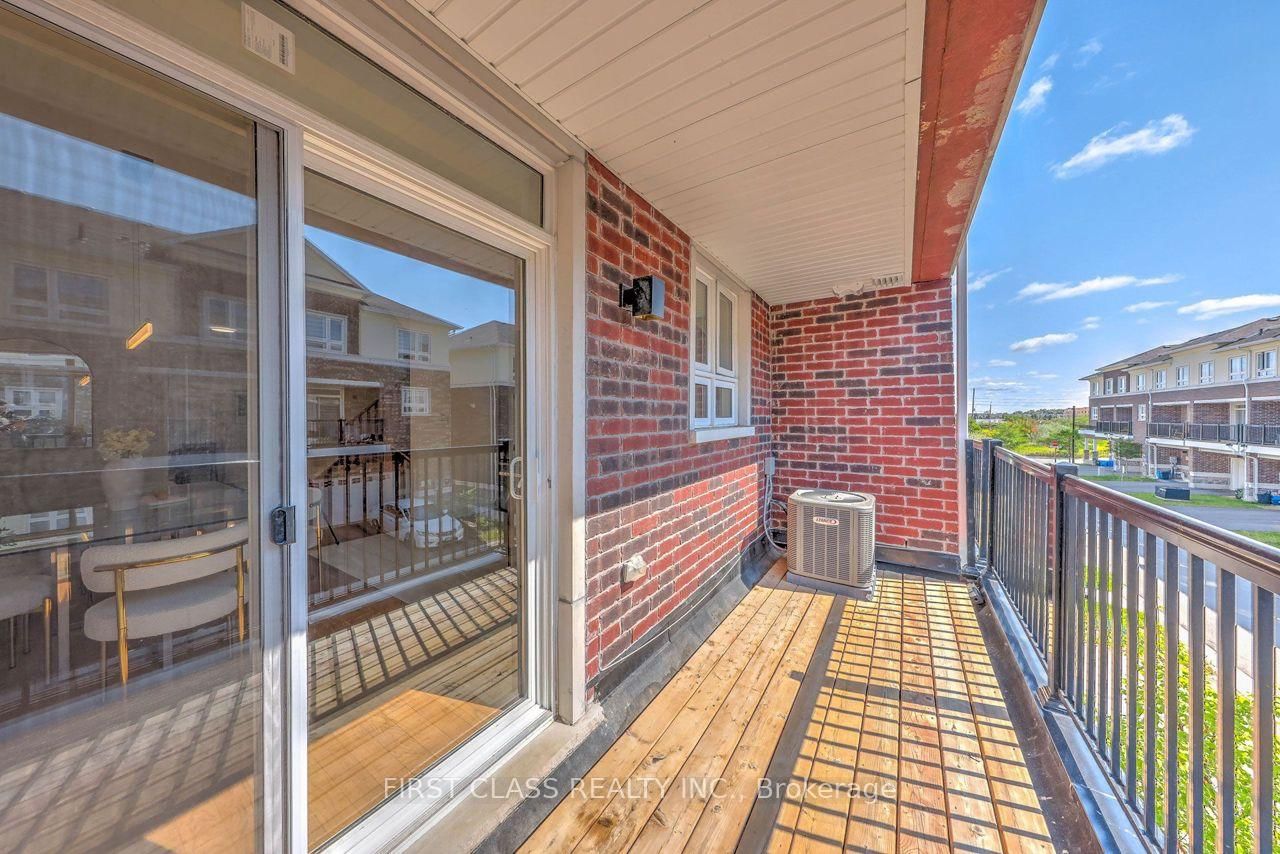 Townhouse for sale at 22 Massachusetts Lane, Markham, Ontario, L6E 0V6 - Wismer - MLS: N12879006