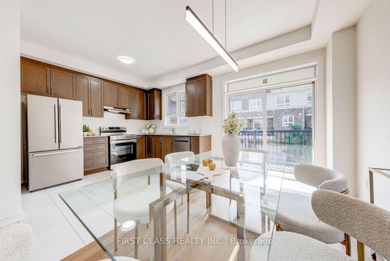 Townhouse for sale at 22 Massachusetts Lane, Markham, Ontario, L6E 0V6 - Wismer - MLS: N12879006