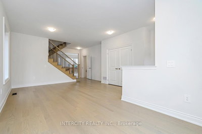51 Bostock Drive • Georgina, ON photo 8