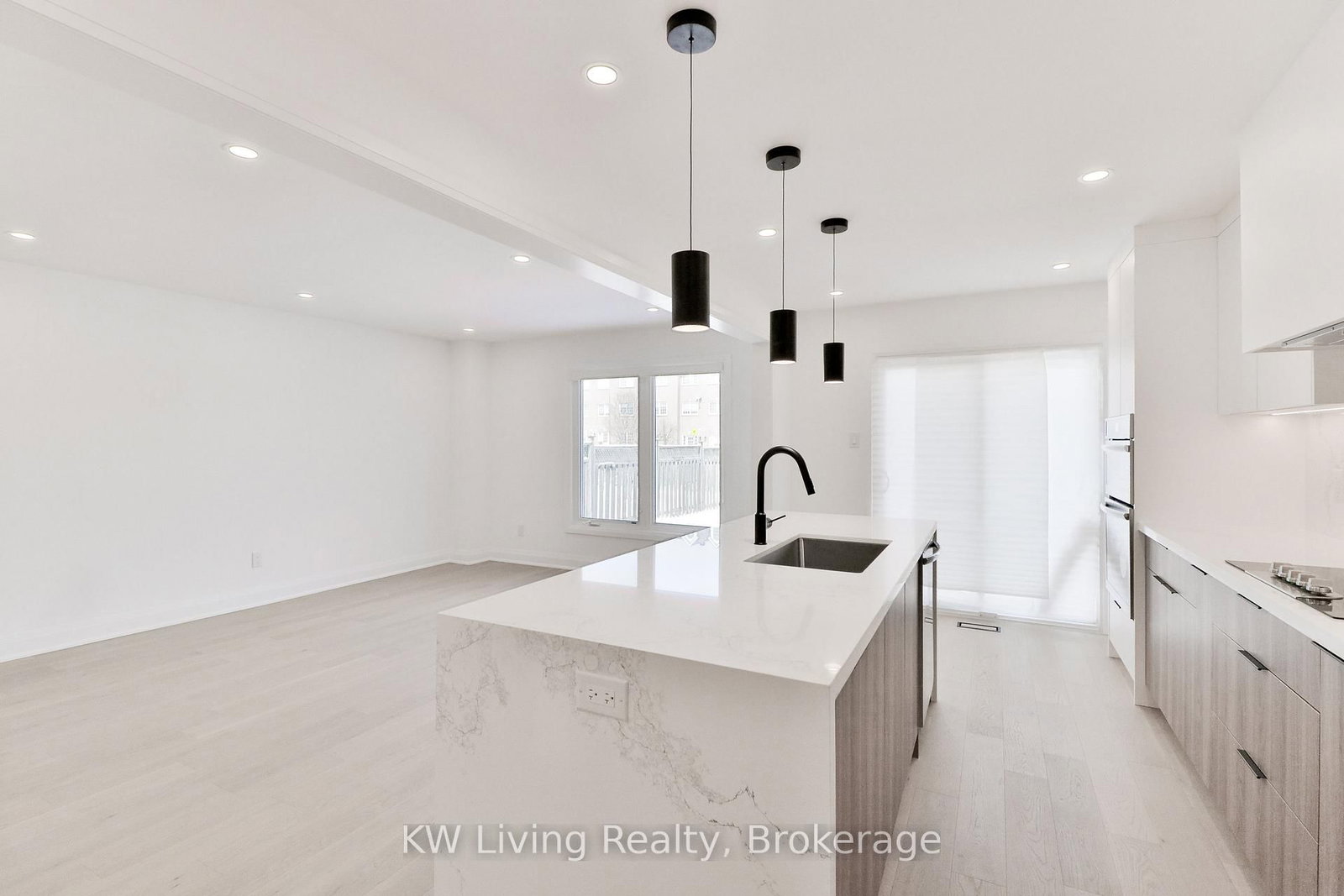 Detached House for lease at 105 Chloe Crescent, Markham, Ontario, L3S 2H9 - Middlefield - MLS: N12879496