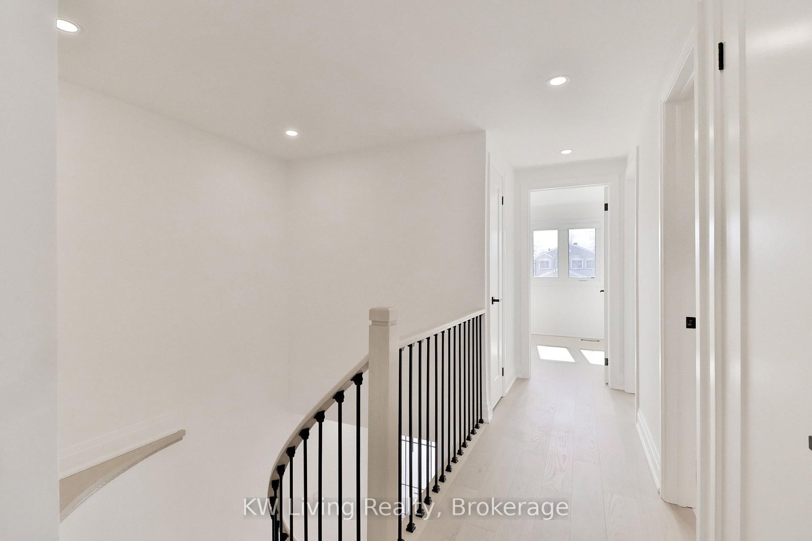 Detached House for lease at 105 Chloe Crescent, Markham, Ontario, L3S 2H9 - Middlefield - MLS: N12879496