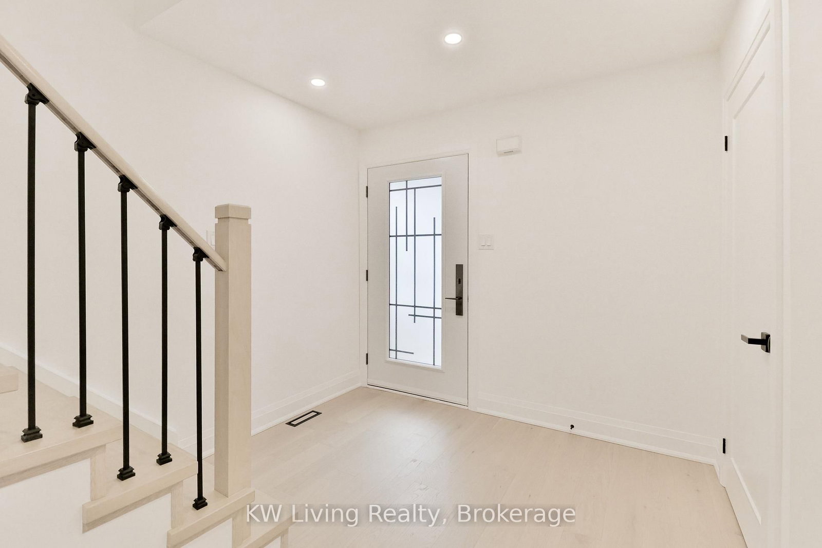 Detached House for lease at 105 Chloe Crescent, Markham, Ontario, L3S 2H9 - Middlefield - MLS: N12879496