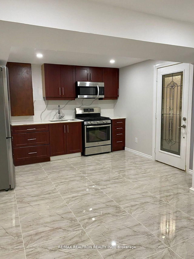 BASEMENT APARTMENT - 148 John Bowser Crescent