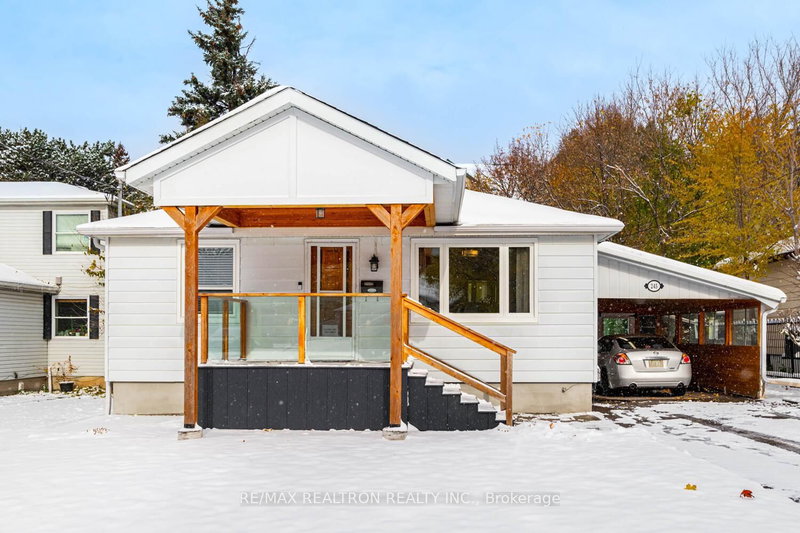 245 Elmwood Ave, Richmond Hill, L4C 1L3 | Image 2