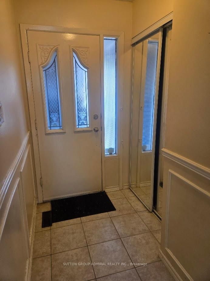 112 Patrice Cres, Vaughan, L4J 4Z4 | Image 2