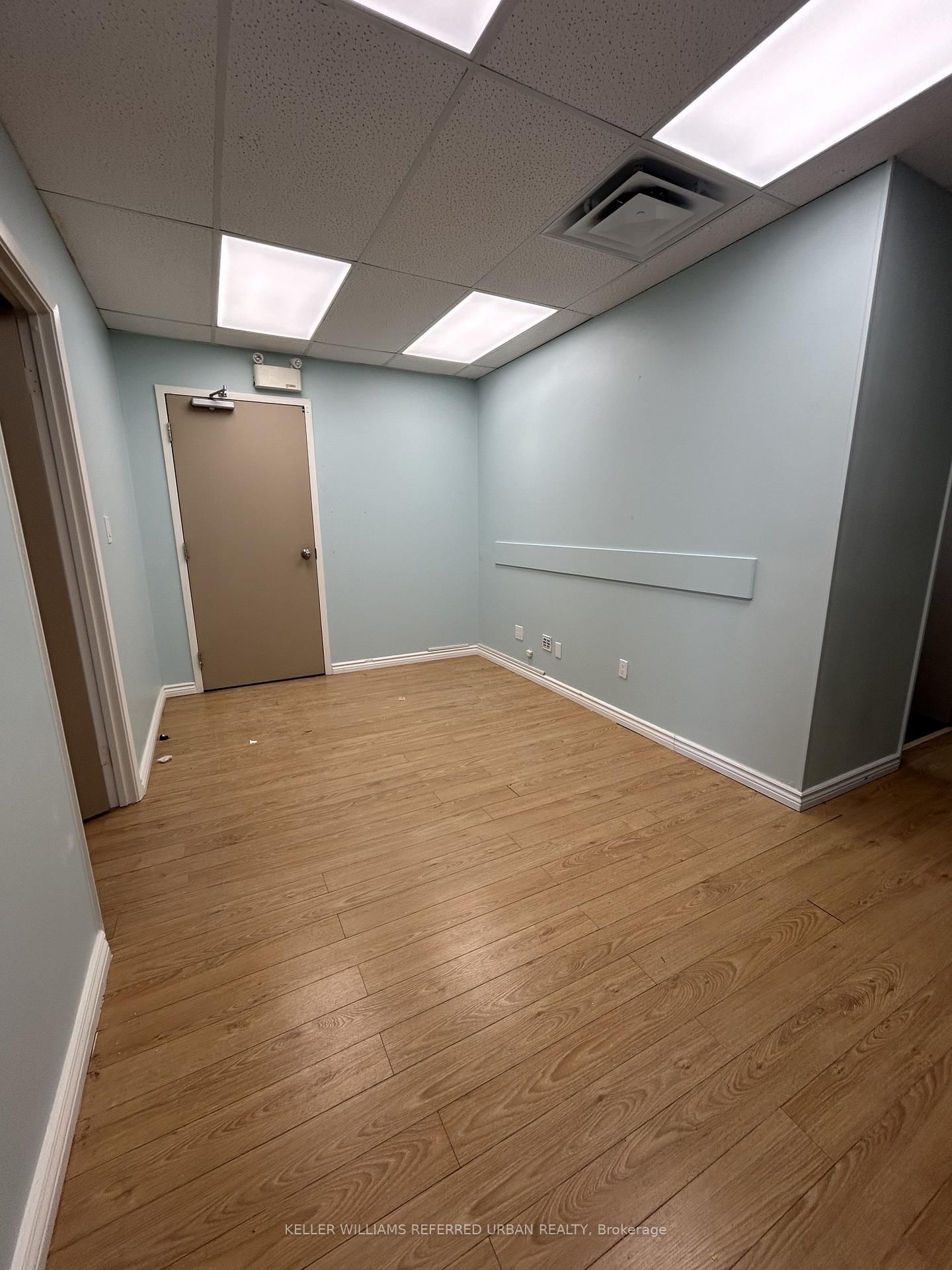 10132 Yonge Street, Unit 201 - Photo 3