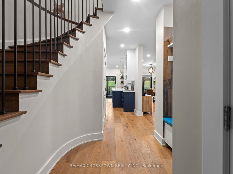 109 Golden Gate Circ, Vaughan, L4H 1N6 | Image 3