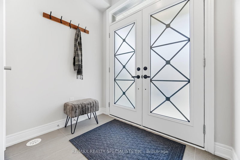 57 Hiawatha Crt, Vaughan, L4L 0J2 | Image 3