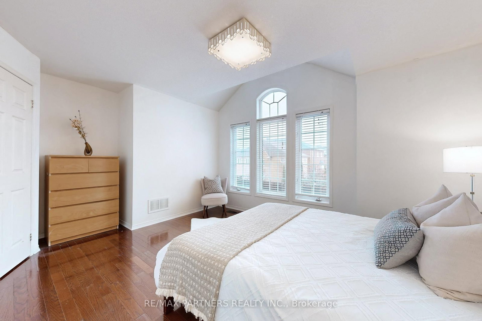 Detached House for sale at 79 Carnoustie Crescent, Richmond Hill, Ontario, L4E 0A1 - Jefferson - MLS: N12880580