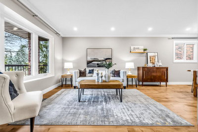 49 Seaton Dr | Aurora | Image