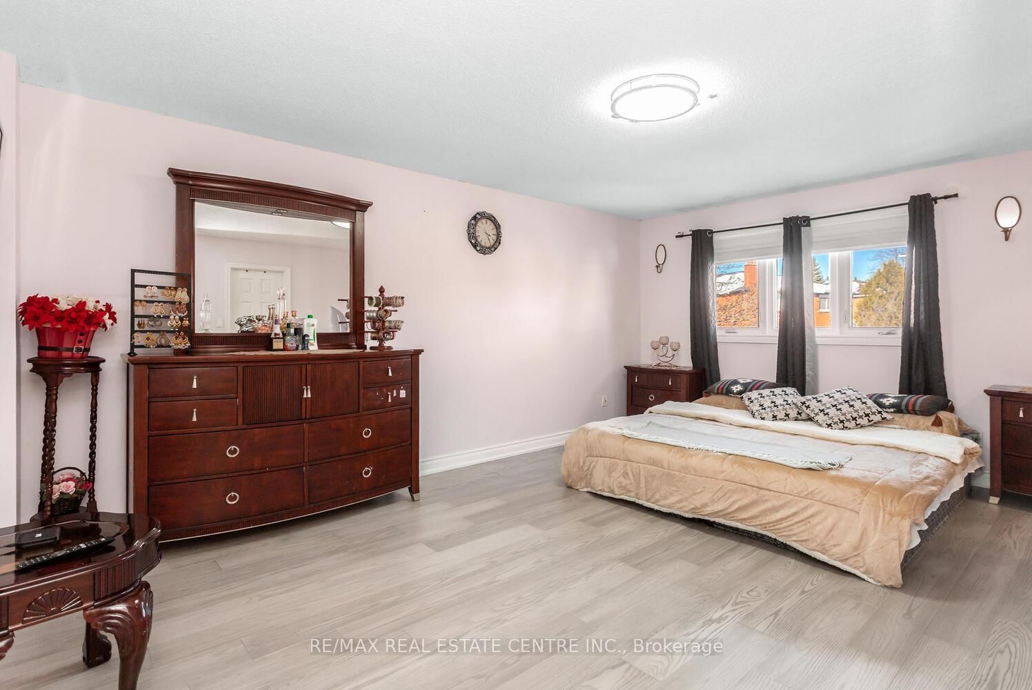 Detached House for sale at 41 Presidential Street, Vaughan, Ontario, L4L 5H2 - East Woodbridge - MLS: N12880702