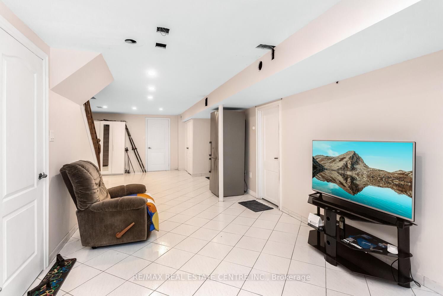 Detached House for sale at 41 Presidential Street, Vaughan, Ontario, L4L 5H2 - East Woodbridge - MLS: N12880702