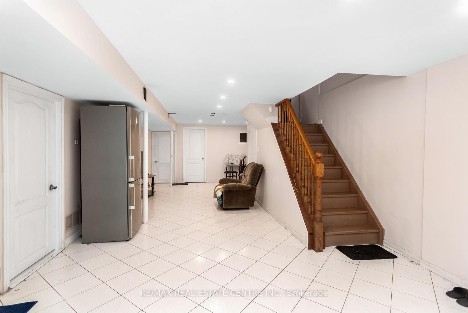 Detached House for sale at 41 Presidential Street, Vaughan, Ontario, L4L 5H2 - East Woodbridge - MLS: N12880702