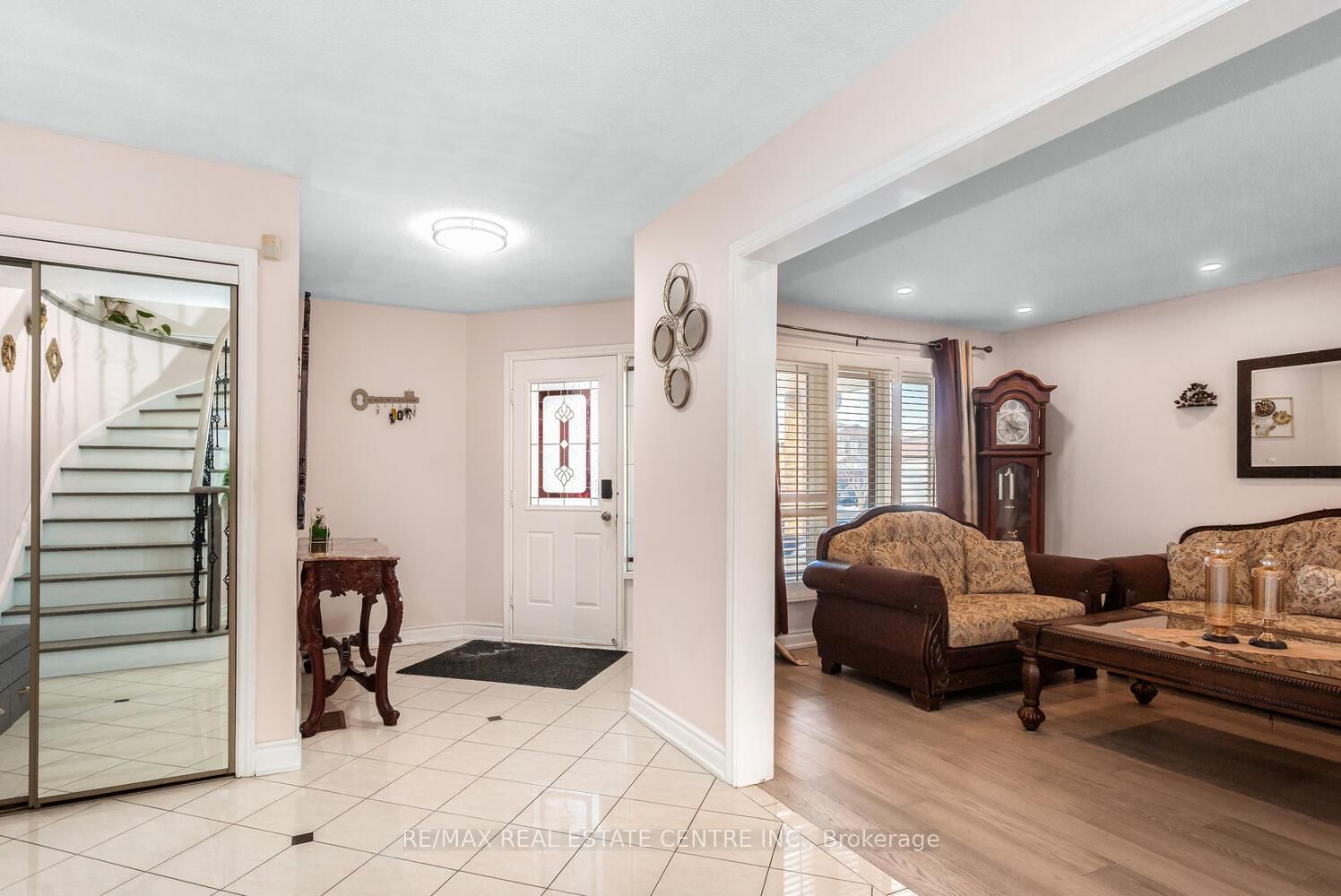 Detached House for sale at 41 Presidential Street, Vaughan, Ontario, L4L 5H2 - East Woodbridge - MLS: N12880702