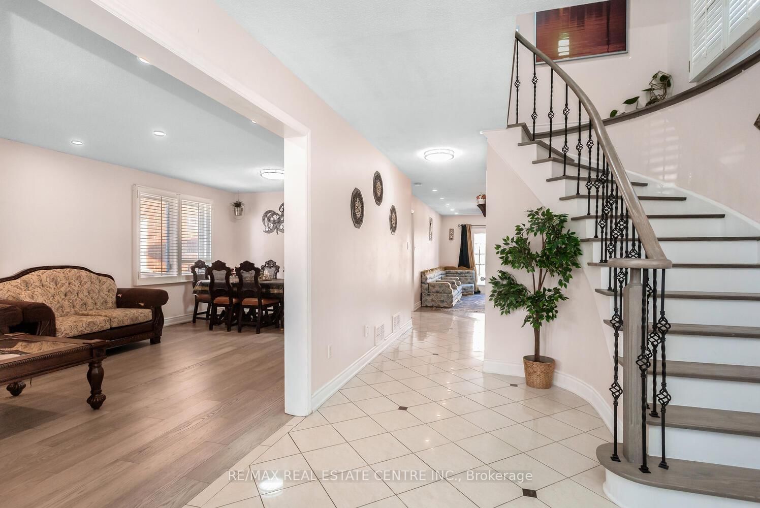 Detached House for sale at 41 Presidential Street, Vaughan, Ontario, L4L 5H2 - East Woodbridge - MLS: N12880702