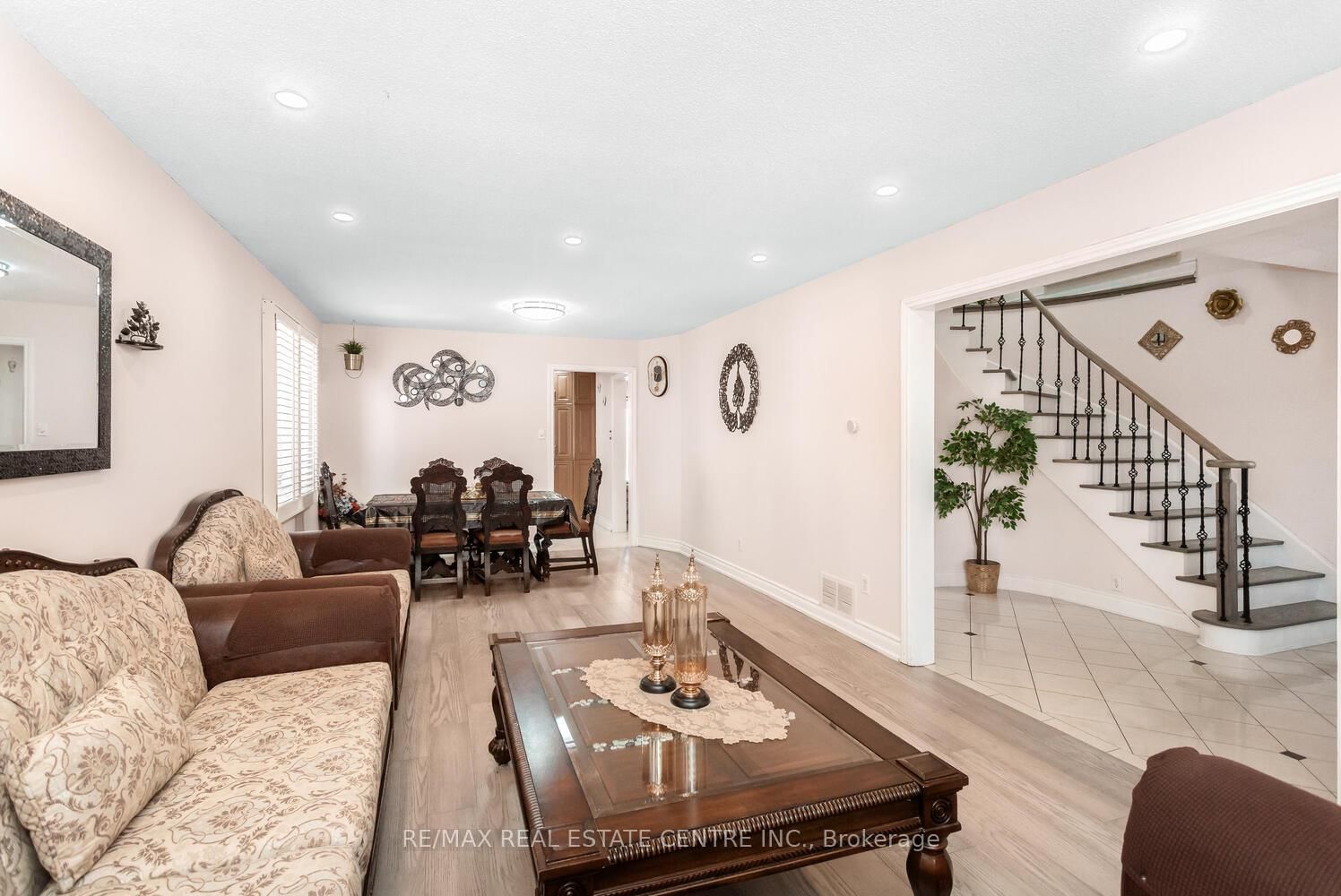 Detached House for sale at 41 Presidential Street, Vaughan, Ontario, L4L 5H2 - East Woodbridge - MLS: N12880702